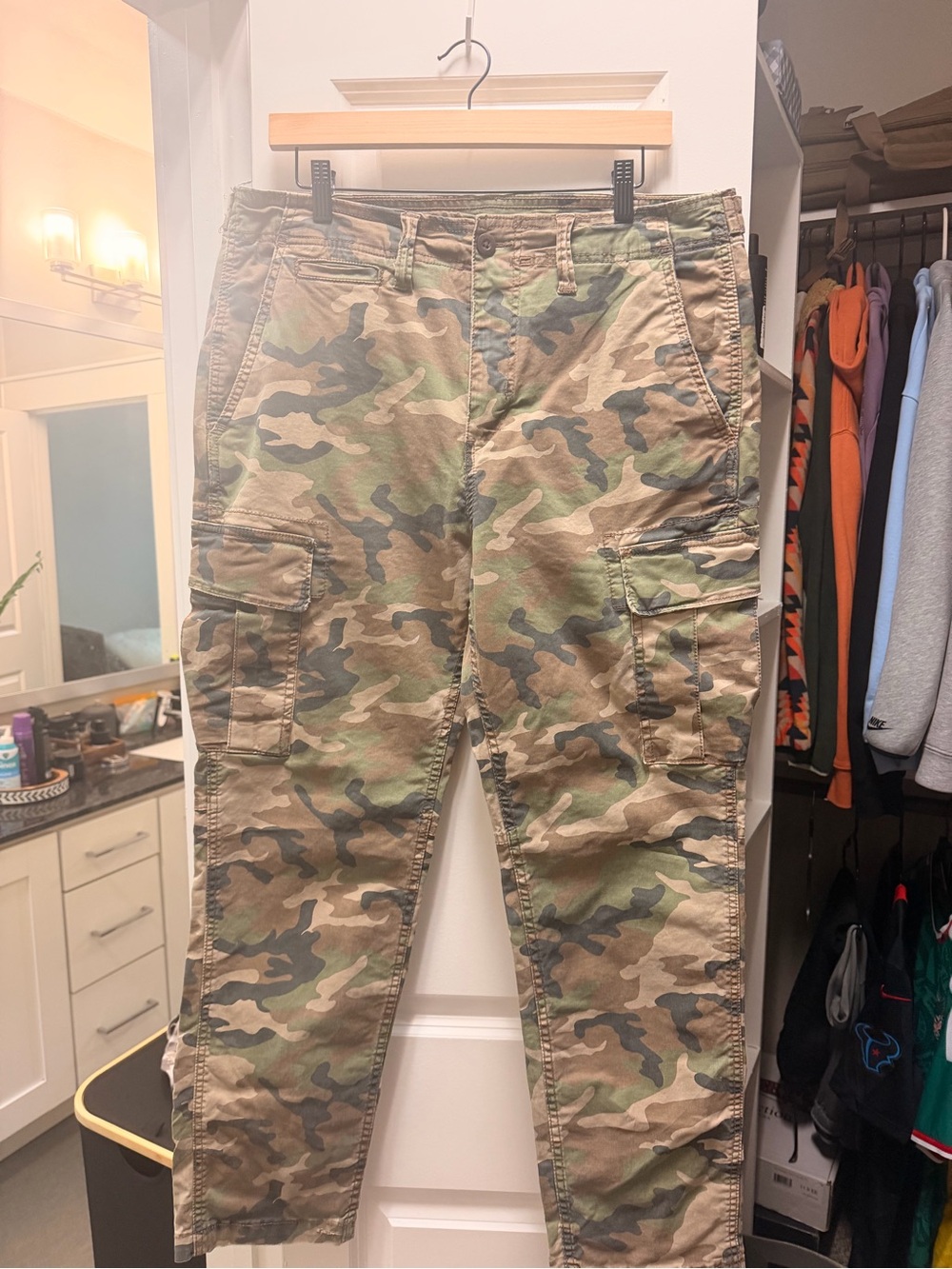 American Eagle Outfitters Men's Camouflage Cargo Pants - Green/Tan